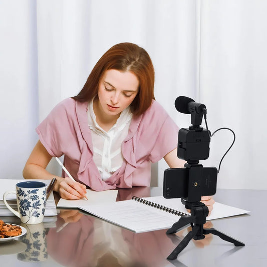 Kit de Fotografía para Celular – Luz, Micrófono y Trípode